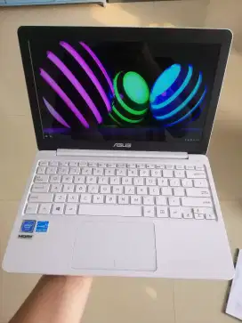 Asus E203NAH RAM 2GB