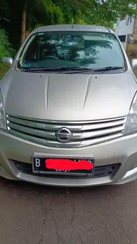 Nissan Grand livina 2012 Bensin