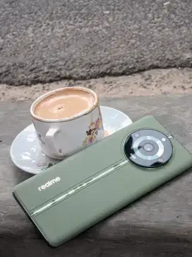 Handphone Realme 11 pro+