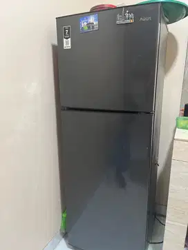 Aqua Kulkas 2 Pintu 220L AQR-D270 WDS ada ASI ROOM