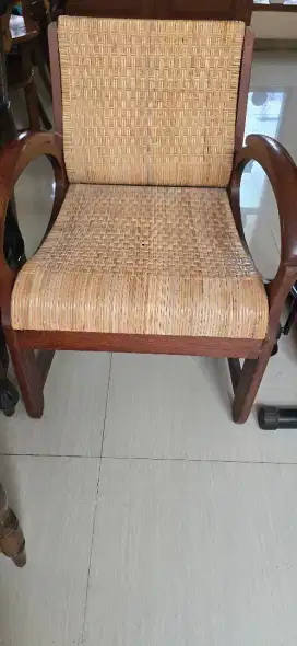 Dijual kursi jati antik rotan satu set