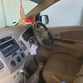 Toyota Kijang Innova Manual atas nama sendiri mulus nyus