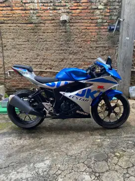 Gsx 150r 2017 body up 2020