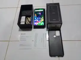 Sharp Aquos V6 Plus NFC