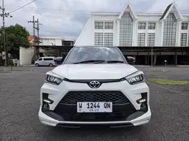 RAIZE 1.0 TURBO GR TSS TWO TONE MATIC 2022