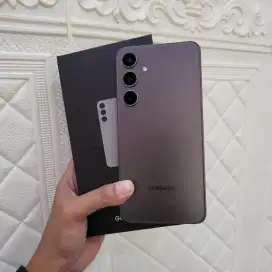 Samsung S24 Plus 5G 12/256gb Garansi Resmi
Mulus