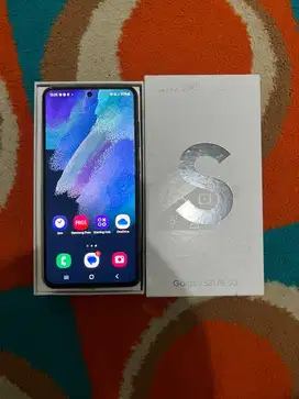 Samsung S21 FE Like New
