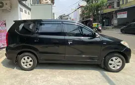 Toyota Avanza 2010 Bensin