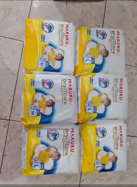 Makuku Pampers bayi