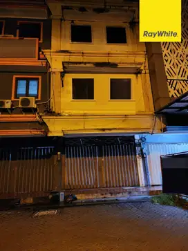 Dijual Ruko 3 lantai di Galaxy Bumi Permai Surabaya