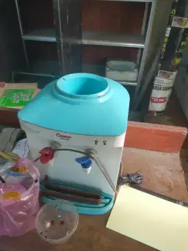 Dispenser cosmos
