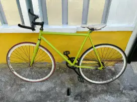 Sepeda pixy dewasa