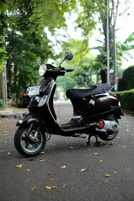 PIAGGIO VESPA MATIC LX 150 3VIE 2013 MURAH BERGARANSI