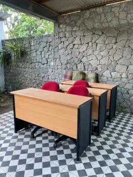 Meja kantor 120cm