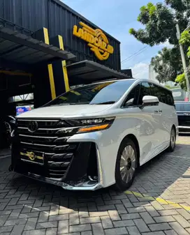 Vellfire Hev executive lounge 2024