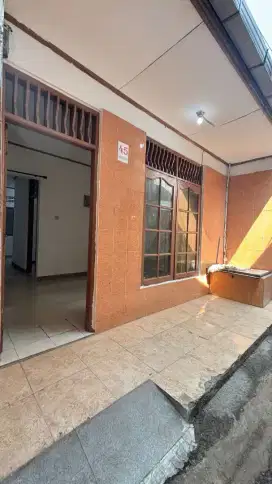 Disewakan! Kontrakan nyaman 2KT - Lokasi Strategis