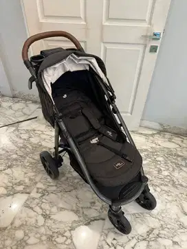 Stroller joie kondisi bagus