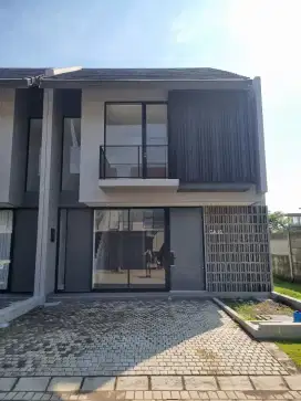 Disewakan Rumah Baru Gress Central Park Juanda The South