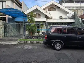 JUAL RUMAH STRATEGIS, DHARMAHUSADA INDAH UTARA, SURABAYA  Jl. Dharmahu