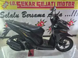 Vario 150 keyless 2021 PLAT W