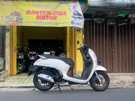 NEW SCOOPY PRESTIGE