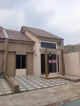 Take Over Rumah 85 JT dkt Tol Sawangan - Cluster De Sulhan Residence