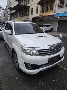 Toyota Fortuner TRD Diesel Tahun 2012
