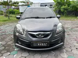 Dp 5jt. HONDA BRIO SATYA E 2014 AT / AUTOMATIC