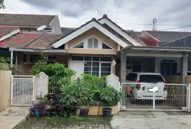 Dijual Cepat Rumah di Griya Loka Bsd City