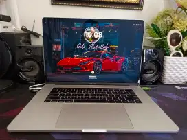 Macbook Pro 2018 15 inch ram 16 gb