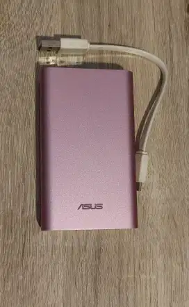 Power bank Asus ABTU011 Masih bagus sekali