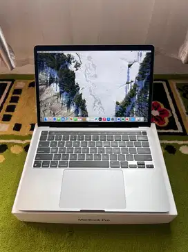 MacBook Pro M1 8/256 Fullset