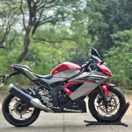 KAWASAKI NINJA 250 MONO SL 2018 MAROON KM 11K PAJAK HIDUP