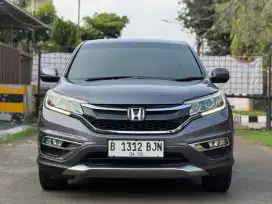 Crv 2.4 AT Prestige 2015 Abu-abu Metalik