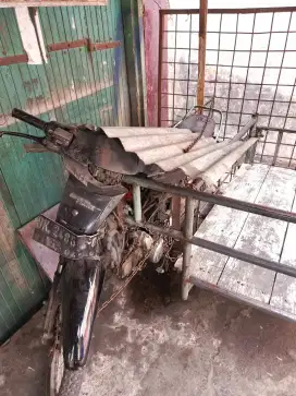 becak supra tahun 2000