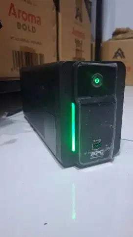 Ups apc 700va normal