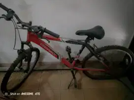 Sepeda gunung genio