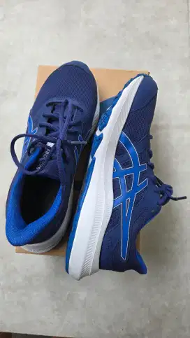 Sepatu Asics Jolt 4 blue size 40