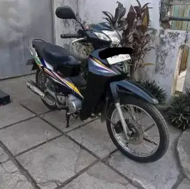 Honda kharisma 125D tahun 2003 mulus