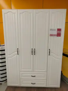 Lemari Pakaian Nolwenn Wardrobe