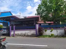 Rumah 1 lantai, lokasi strategis, dijual cepat