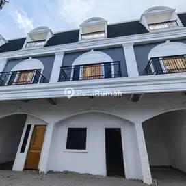 DIJUAL VILLA KOMPLEK MILANO RESIDENCE (Willis Yap)