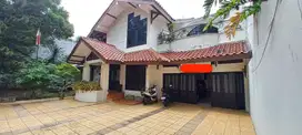 Torehkan Legacy Anda di Rumah Permata Hijau 660m2, Pilihan Tokoh Elite