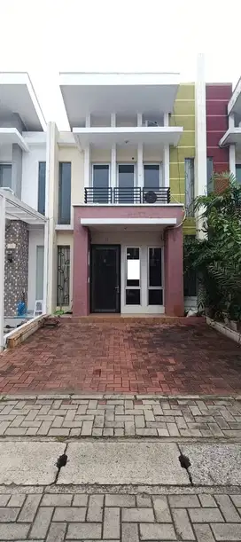 Dijual Rumah Bagus di Opal Utara Gading Serpong, Tangerang