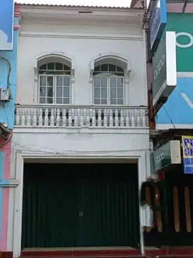 Disewakan Ruko Strategis – Cocok untuk Usaha & Kantor!