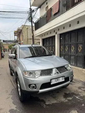 Pajero dakar 2012 mulus siap pake
