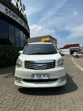 Toyota NAV 1 V LIMITED