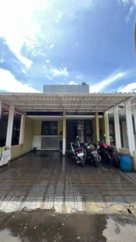Dijual Rumah Siap Huni di Cherry Field Terusan Buahbatu Bandung