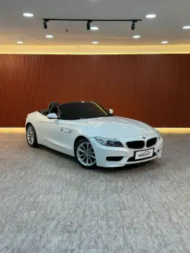BMW Z4 sDrive 20i CBU 2013 KM SUPER LOW