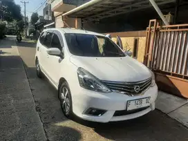 DP 15 jt Livina Metik Matic 2017
